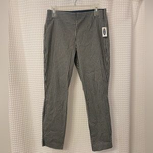 Black and white dress pants Old Navy size 8